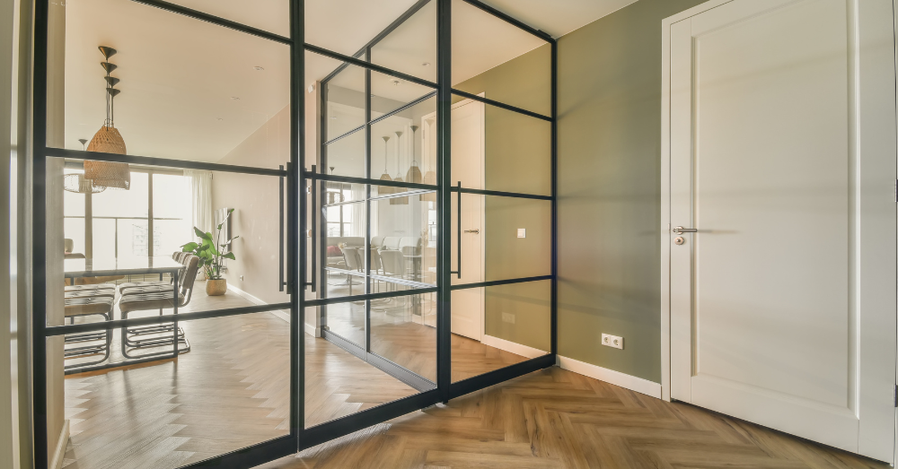 5 scenari d'uso ideali per le porte battente in vetro