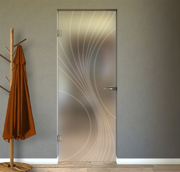 Porta Battente in Vetro Satinato con Disegni Sabbiati su Muro Presquadrato