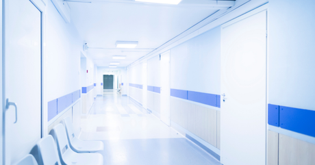 Porte tecniche per ospedali e scuole: soluzioni affidabili e sicure