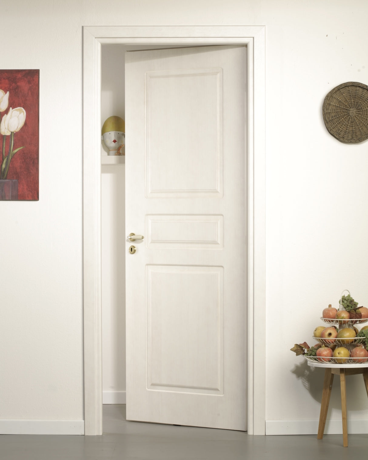 Porta Battente Pantografata in Legno Decapato Bianco